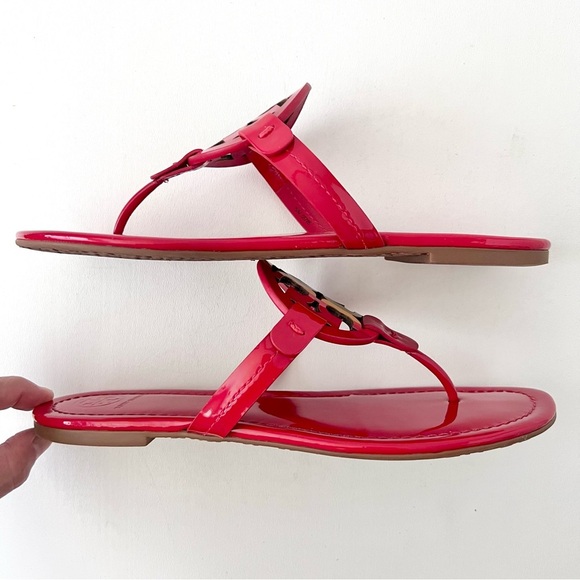 TORY BURCH | Miller Bright Rainbow Ruby Red Patent Leather Sandal Flip Flop 8 - Picture 10 of 14